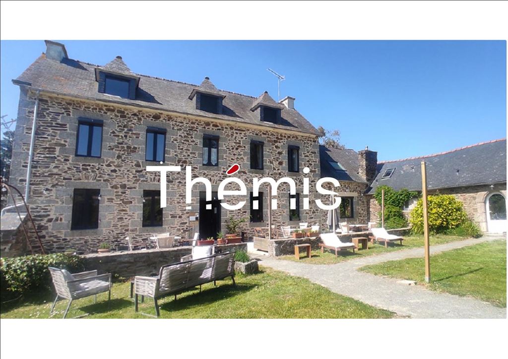 Maison LA ROCHE DERRIEN (22450) CABINET AFFAIRES THEMIS