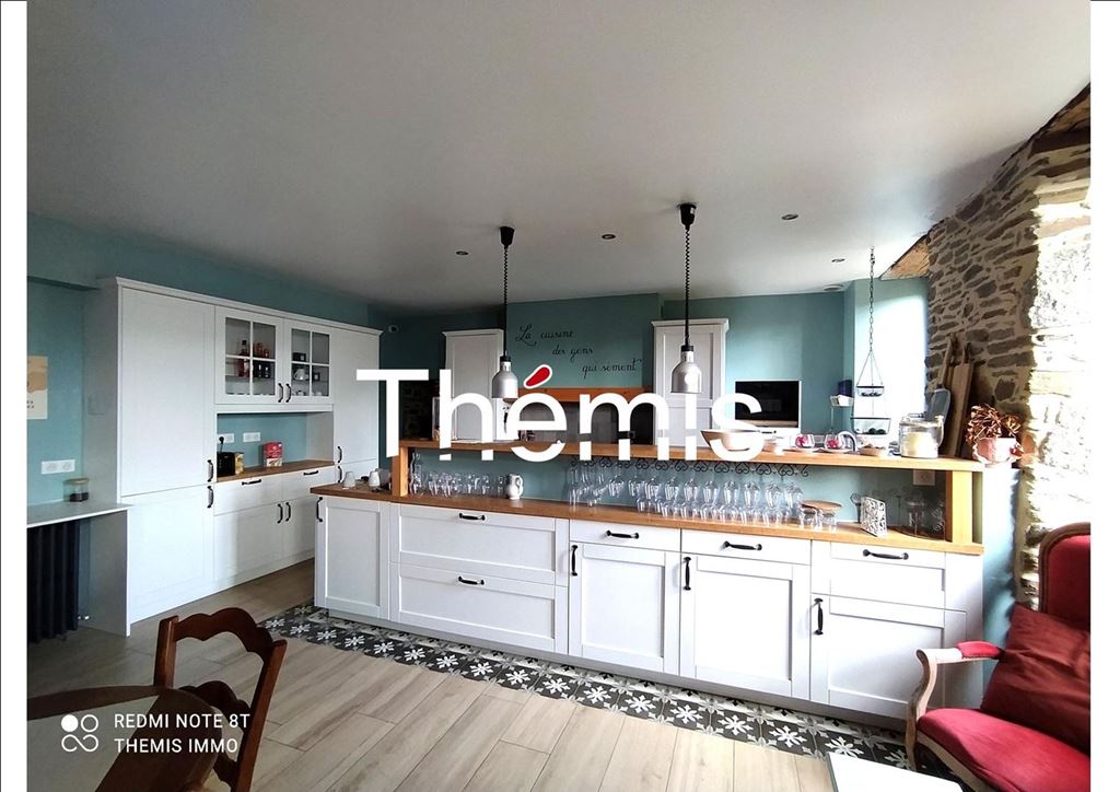 Maison LA ROCHE DERRIEN (22450) CABINET AFFAIRES THEMIS