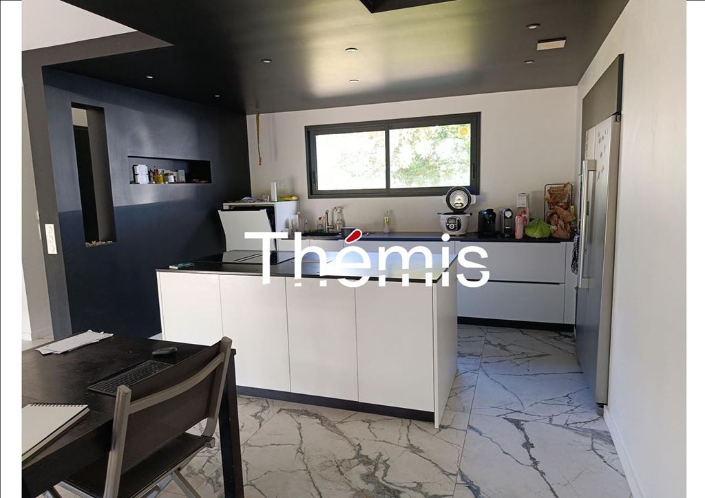 Maison Contemporaine PLOUARET (22420) CABINET AFFAIRES THEMIS